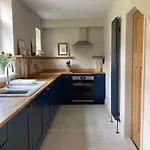 Dovedale House *
