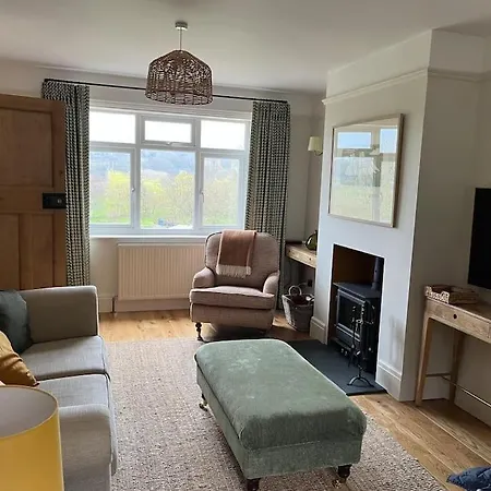 Dovedale House * ウィットビー