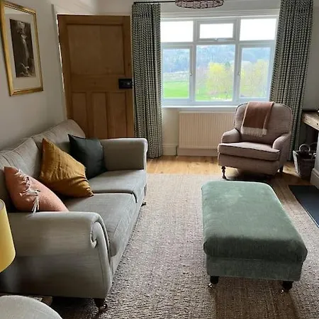 Dovedale House Holiday home
